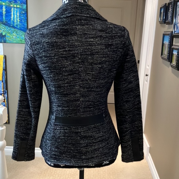 Fabulous black with white lines wool blend jacket with snap front. - Picture 4 of 15